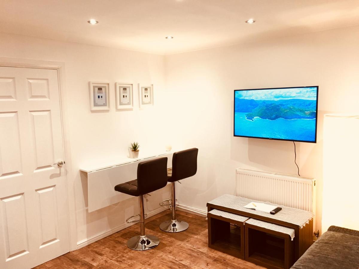Fountain View 1Br Flat Oxford - Free Parking Apartment Luaran gambar